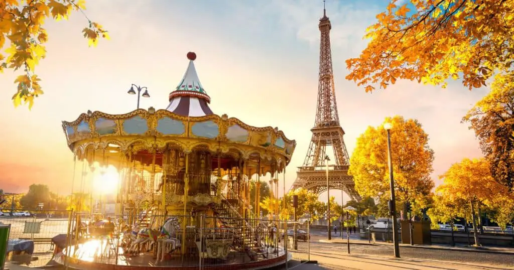 Best Places to Visit in Paris for Beach Bums: Culture and Entertainment